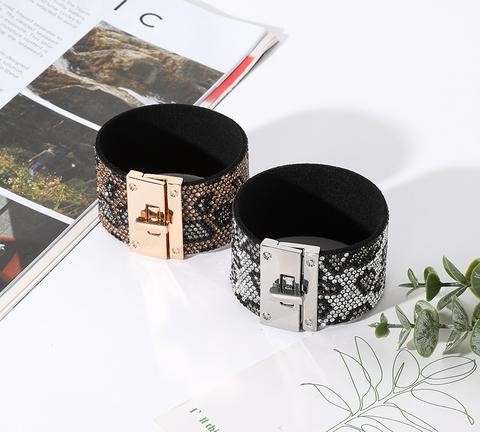 Urban Safari Luxe Cuff - Gold