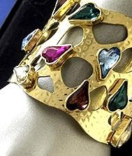 Heart of Gold Statement Cuff