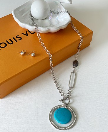 Turquoise Halo Pendant Necklace Set - COMING SOON
